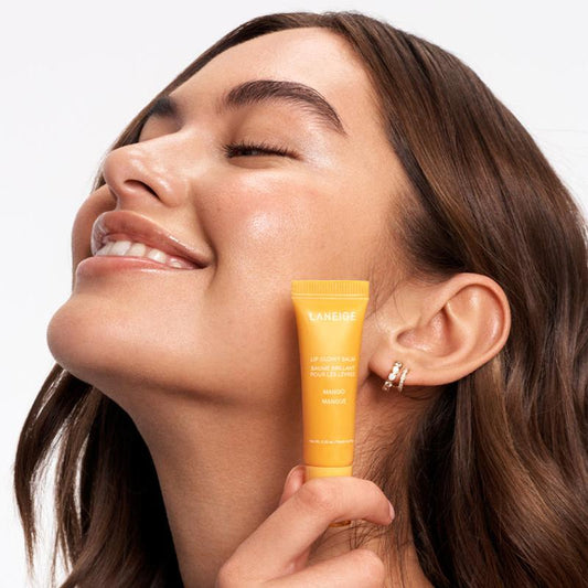 LANEIGE-Lip-Glowy-Balm-9