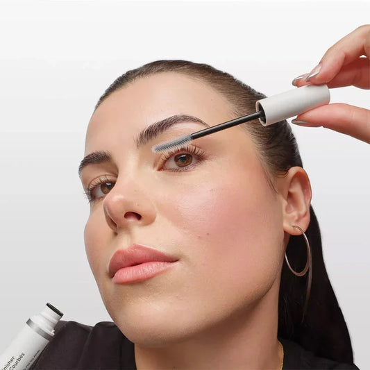 the-ordinary-lash-curl-finisher-09