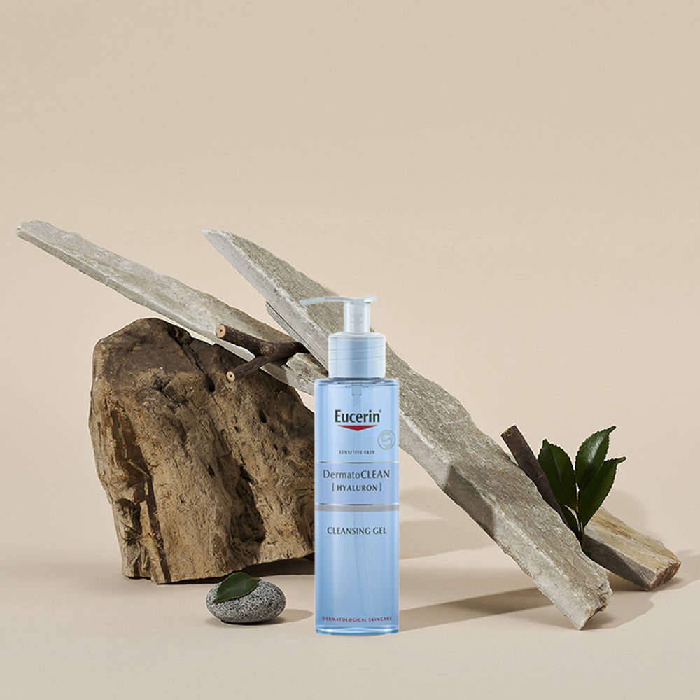eucerin-dermato-clean-refreshing-cleansing-gel-02