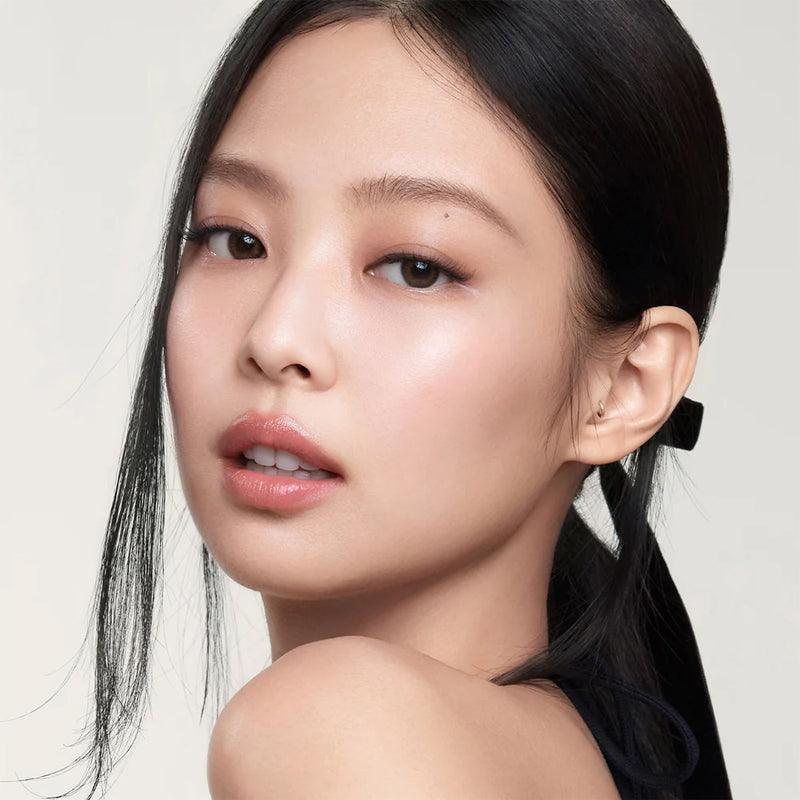 hera-silky-stay-24h-longwear-foundation-02