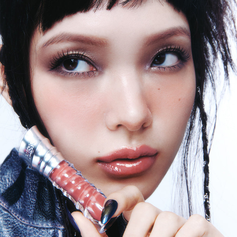 risky-be-bold-lip-gloss-3-1g-02