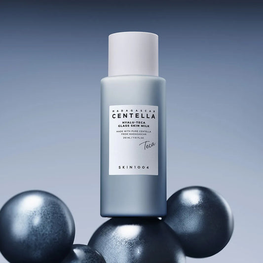 skin1004-madagascar-centella-hyalu-teca-glass-skin-milk-210ml-05